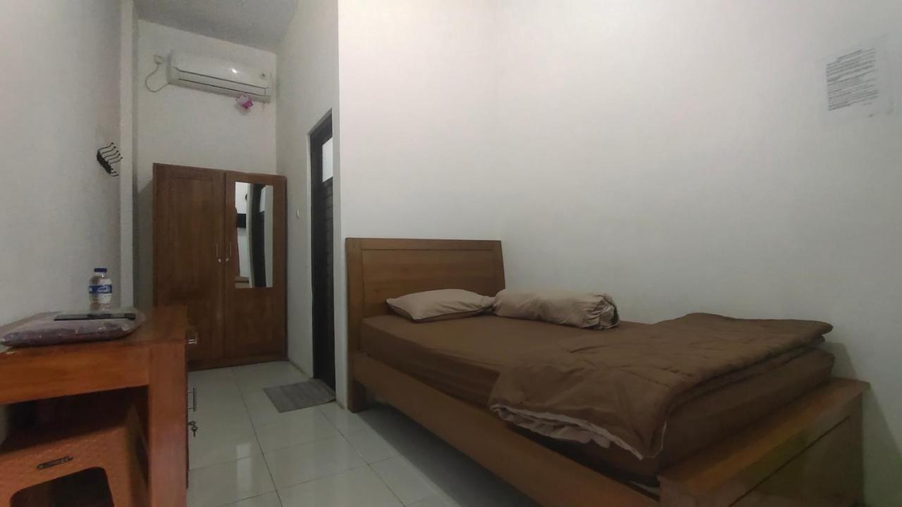 Oyo 90157 Griya Andon Syariah Hotel Cirebon Exterior photo
